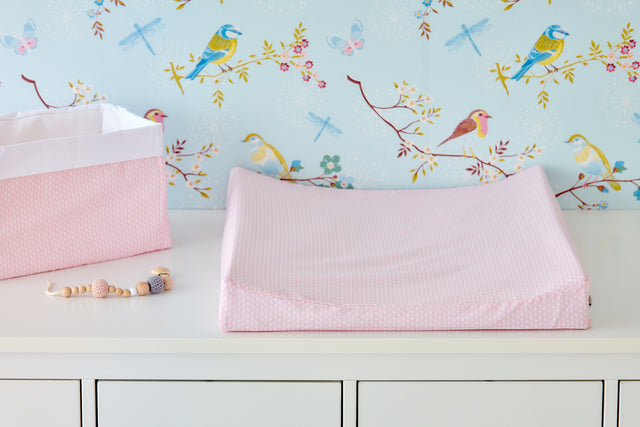 Cover for wedge changing pad small leaves pink on white