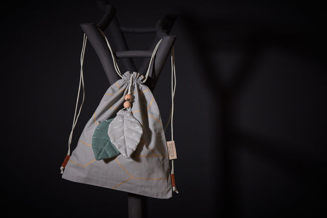 Pendant muslin gray dandelion nile blue muslin