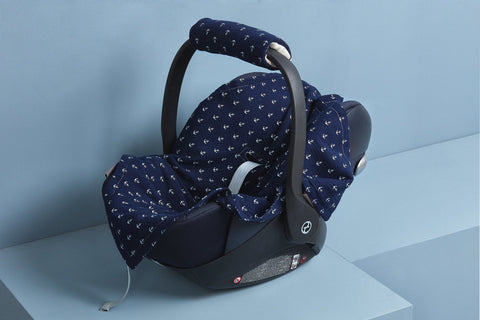 Babydecke für Babyschale Sommer aus Musselin-Baumwolle – dunkelblau mit Anker-Motiv, Anwendung