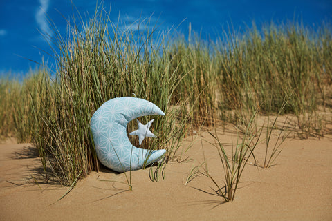 Mond und Stern weiße Diamante auf Pastel Blau