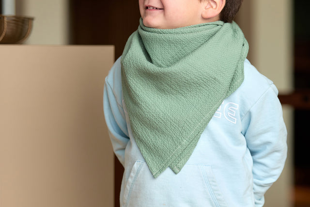 Scarf double crepe green jade