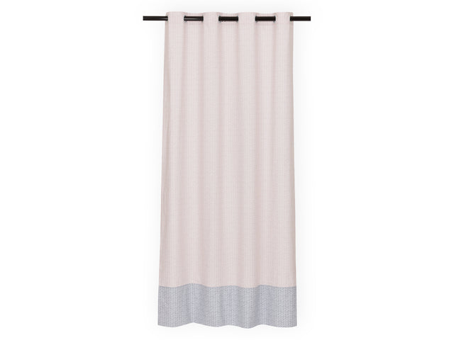 Curtains white feather pattern on pink